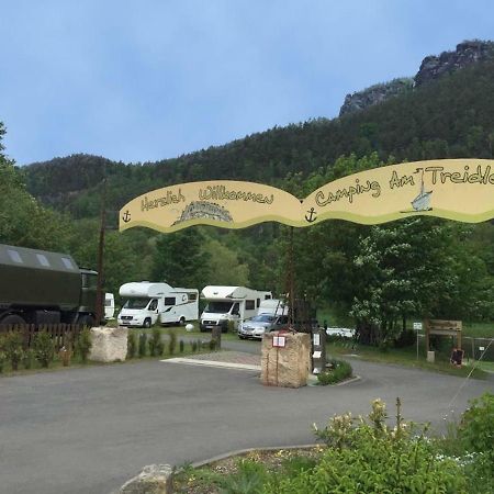 Campingplatz Am Treidlerweg Konigstein an der Elbe Bagian luar foto