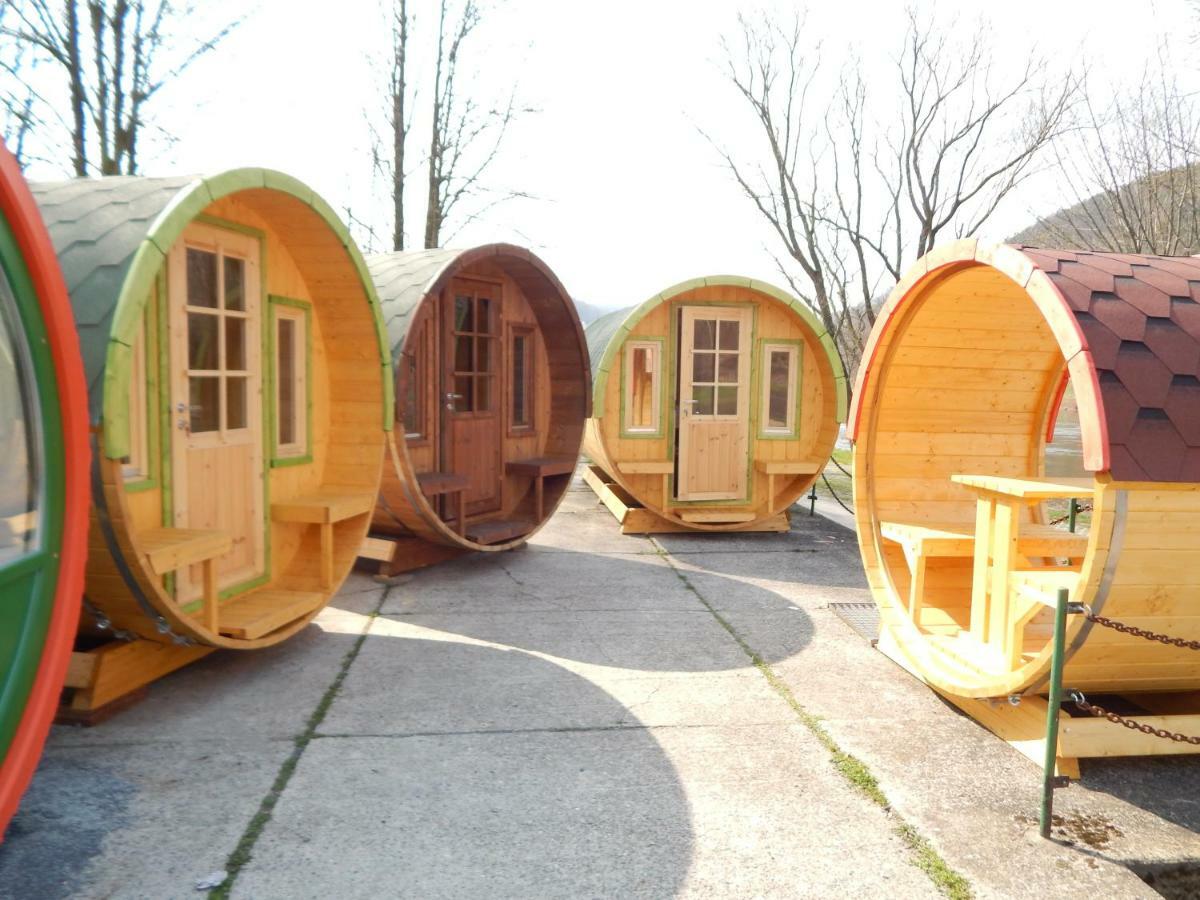Campingplatz Am Treidlerweg Konigstein an der Elbe Bagian luar foto
